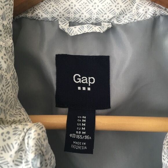 Gap Puffer  Jacket Vest Sleeveless Light Blue & White Womens Medium Full Zip - Picture 9 of 16